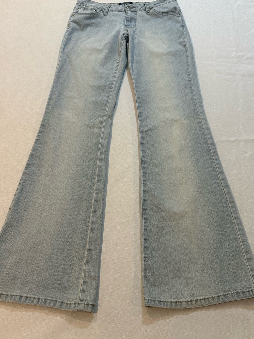 Angels Y2K Light Wash Flare Jeans Women’s Size 9